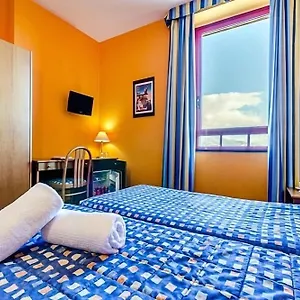 4* Hotel Columbus Sea